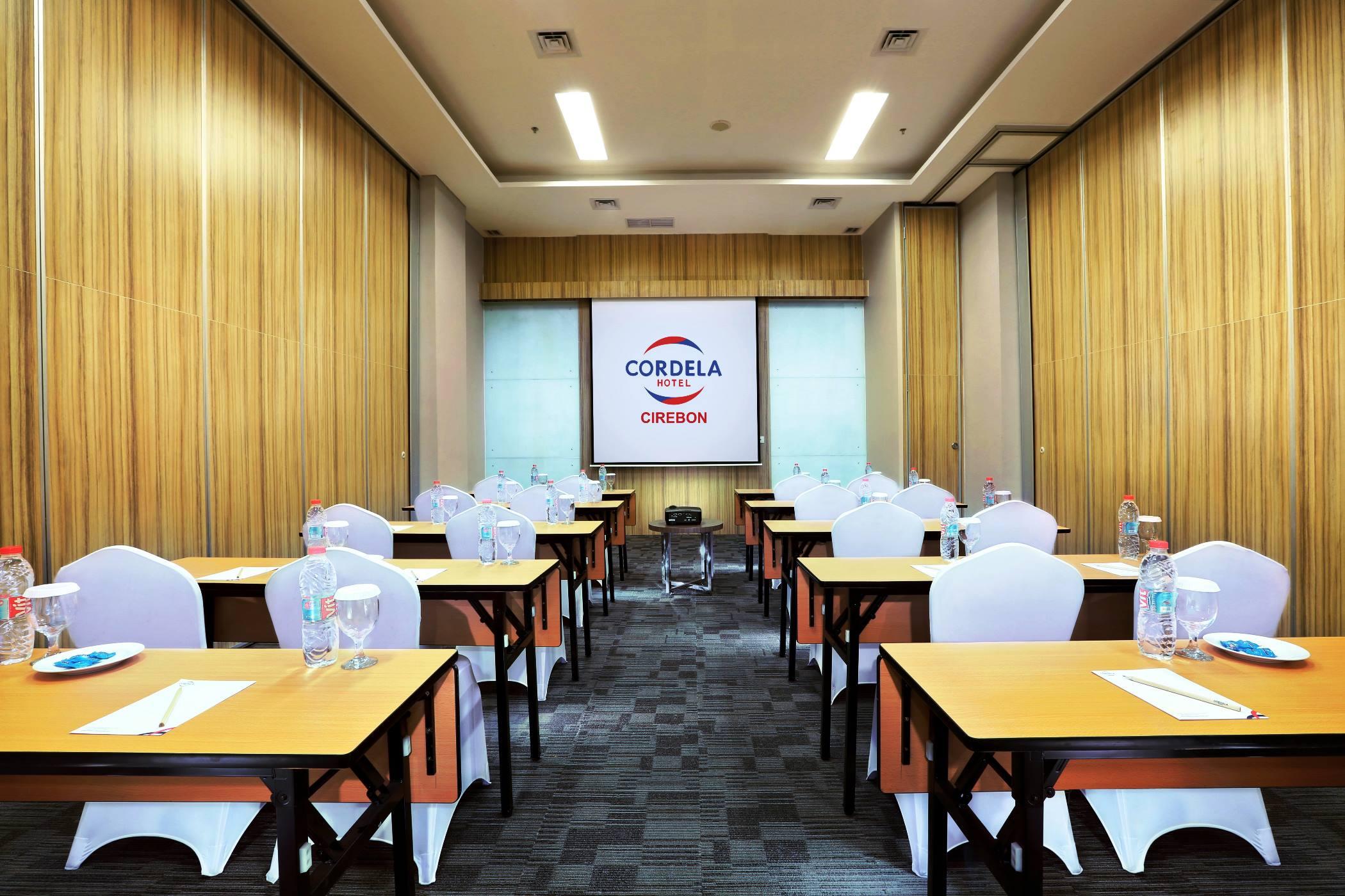 Cordela Hotel Cirebon Luaran gambar