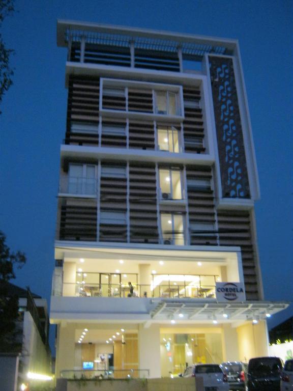 Cordela Hotel Cirebon Luaran gambar