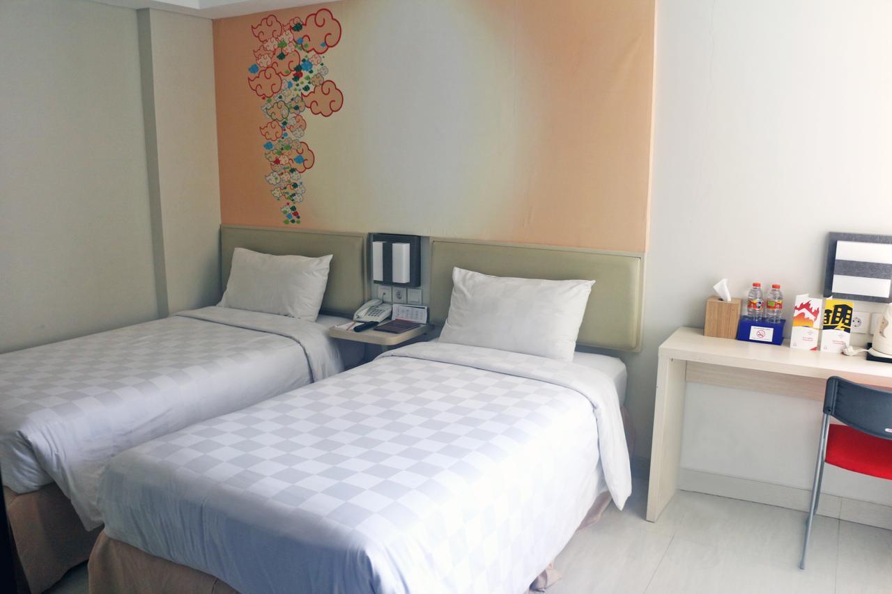 Cordela Hotel Cirebon Luaran gambar